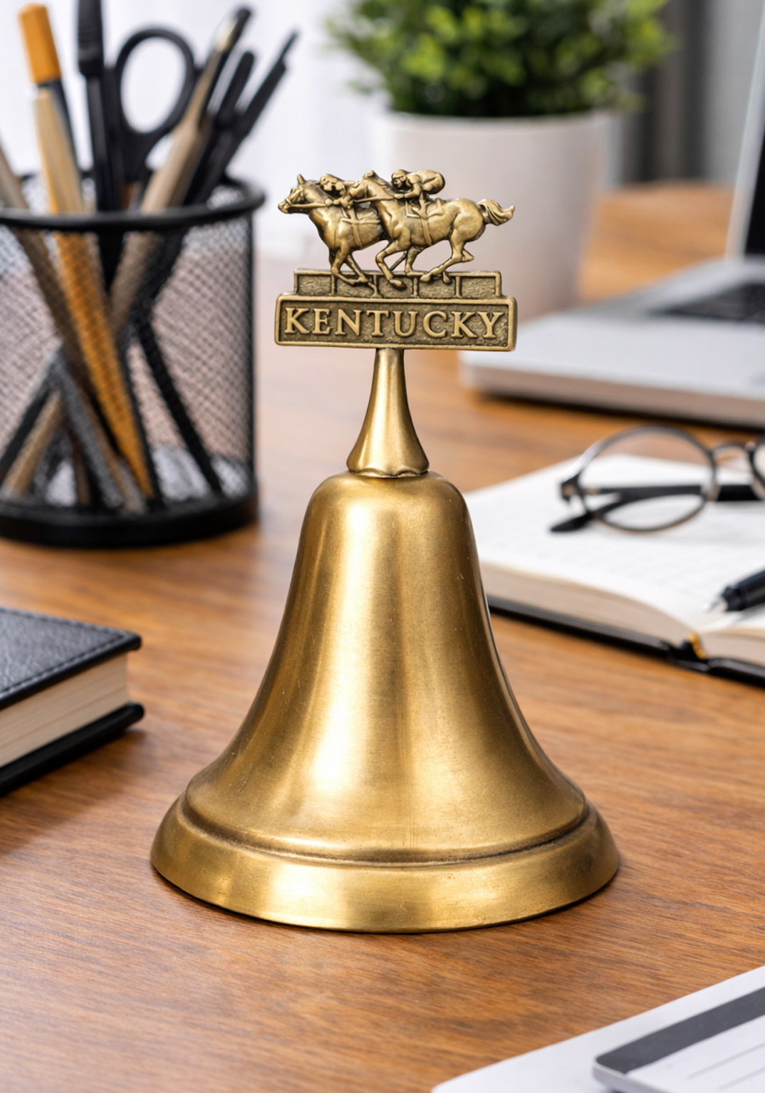 KENTUCKY LOUISIANA HORSES RACING USA AMERICAN BELL SOUVENIRS