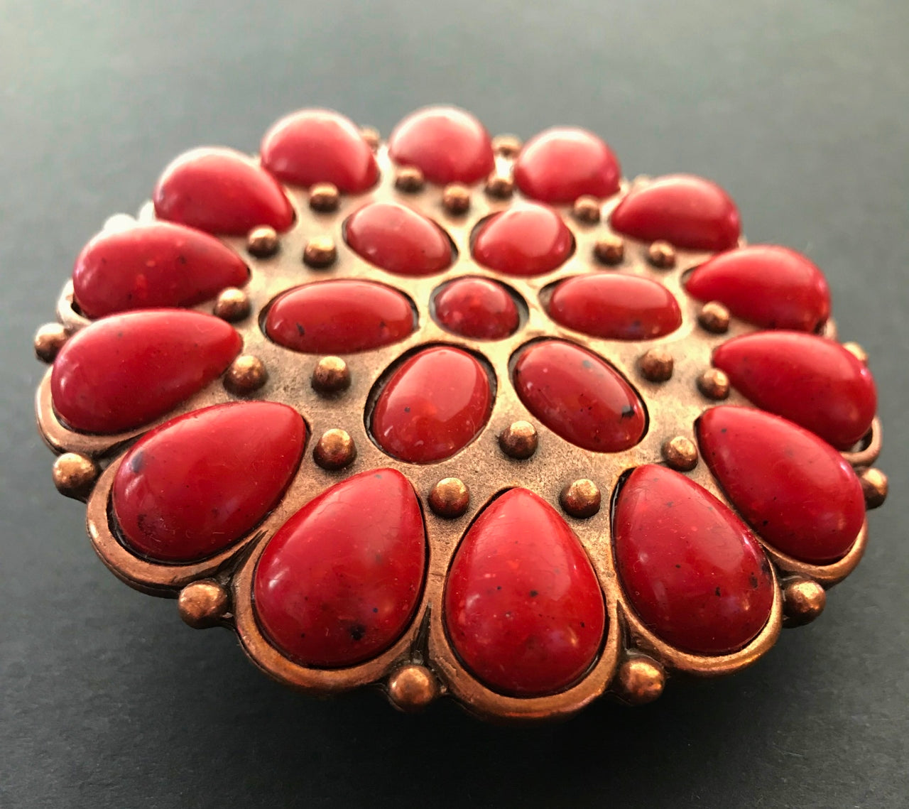 Flower Red Petals Daisy Reto Belt Buckle
