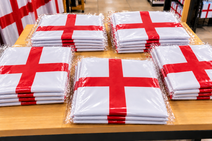 INGLATERRA REINO UNIDO PAÍS NACIONAL ONDEANDO LA BANDERA DEL POLO DE FÚTBOL