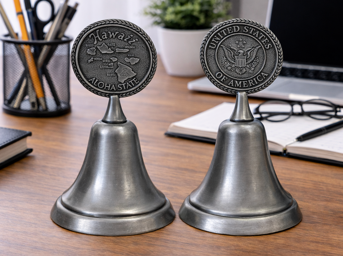 Hawaii Aloha Island State USA Hotel Dinner Counter Desk Bell Souvenir