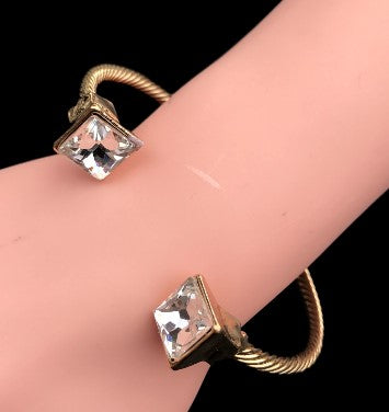 Brazalete de cadena de alambre de cuerda trenzada de moda Pulsera en tono dorado de acero inoxidable